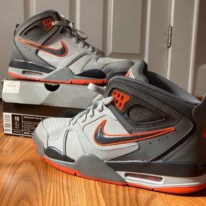 NIKE AIR FLIGHT FALCON (WOLF GREY/COOL GREY)